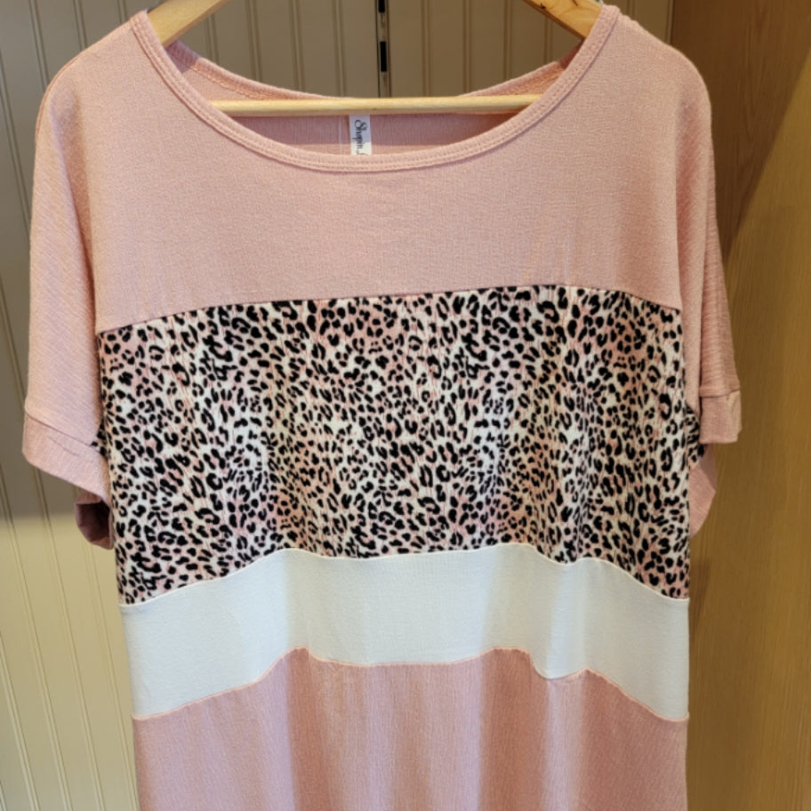 Pink Short Sleeve with Leopard Print Middle